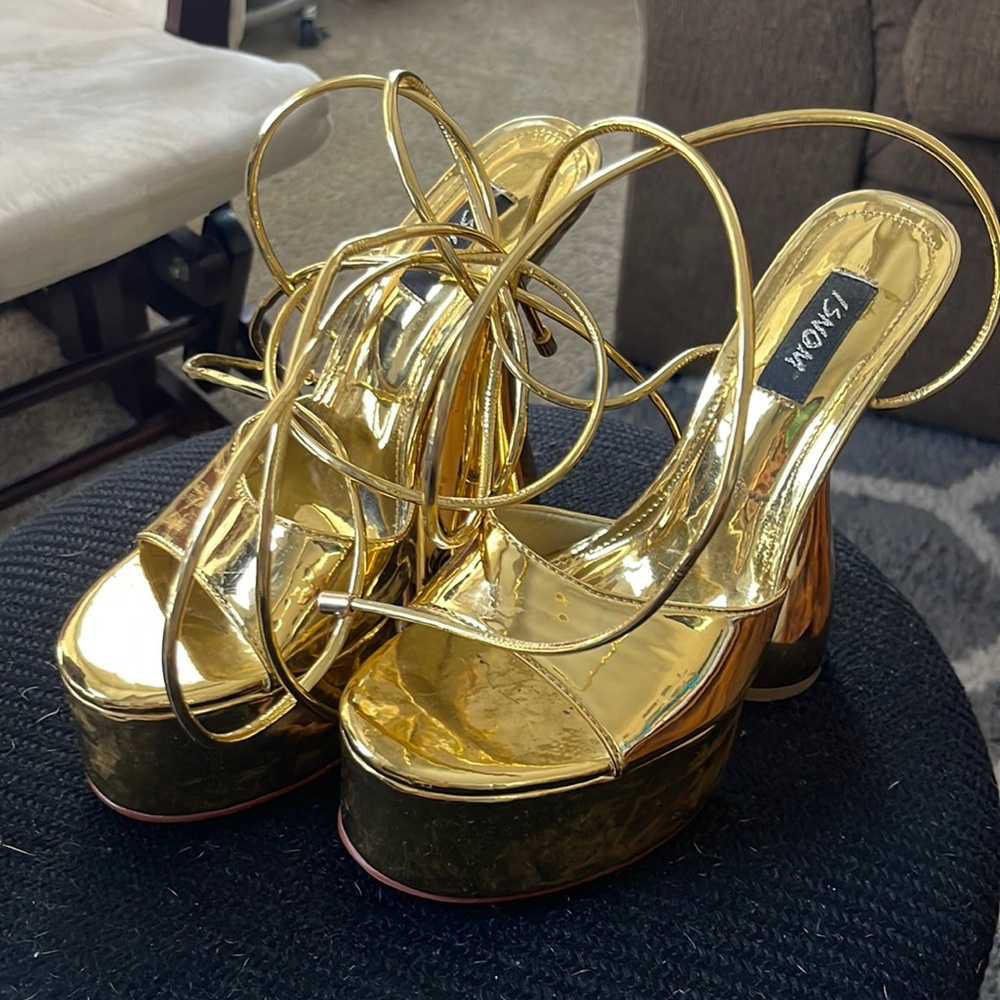 ISNOM Round Heel Gold Mega Platform Tie-Up Heels Size 8